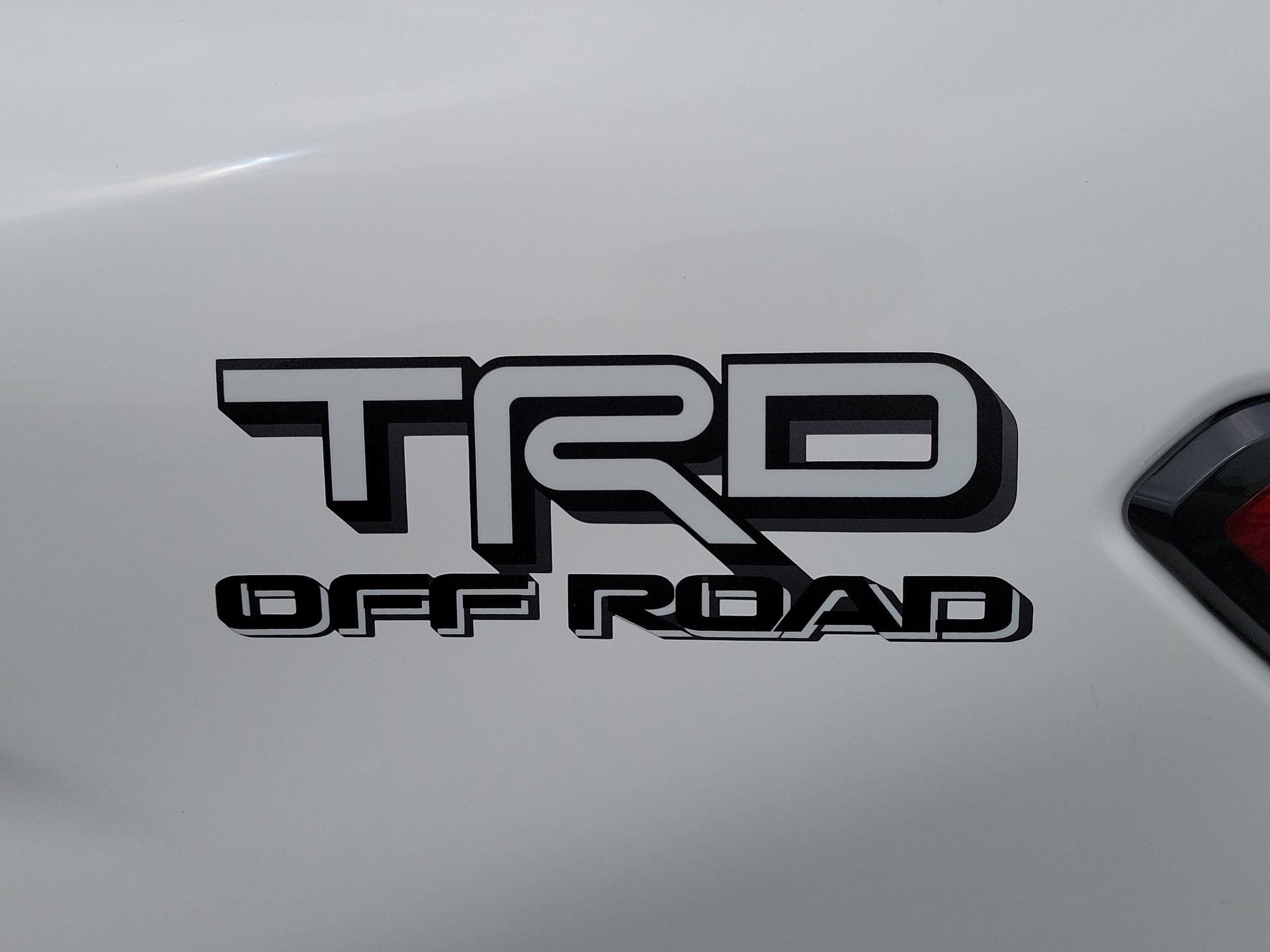 Used 2025 Toyota Tacoma TRD Off-Road w/ TRD Off Road Upgrade Package AWD/4WD image 17