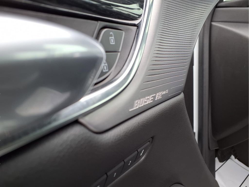 Used 2022 Cadillac XT5 Premium Luxury image 19