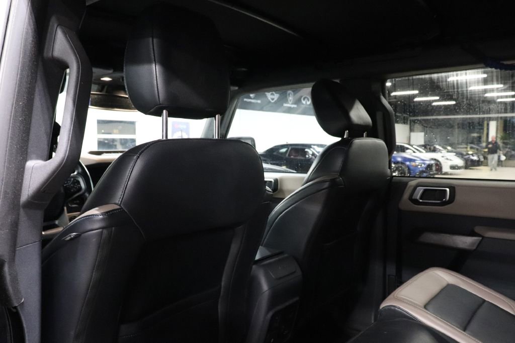 Used 2022 Ford Bronco Wildtrak image 16