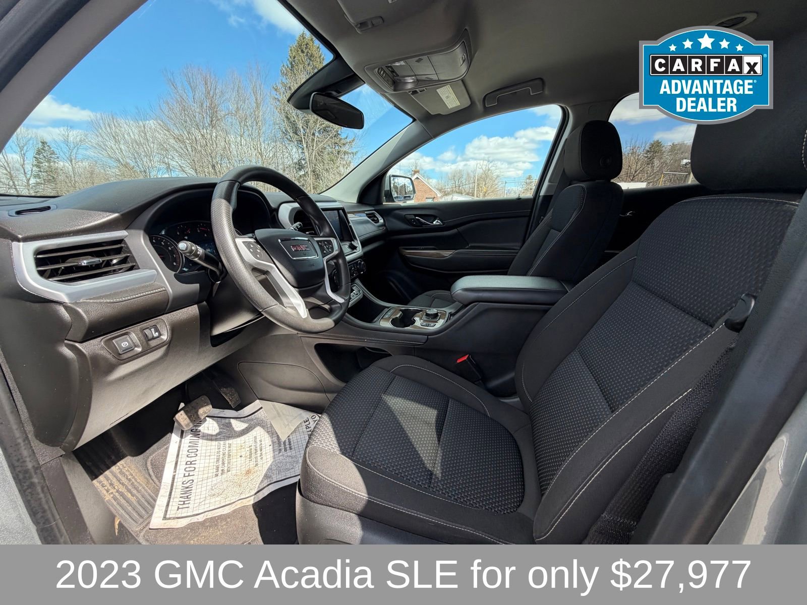 Used 2023 GMC Acadia SLE w/ Driver Convenience Package image 13