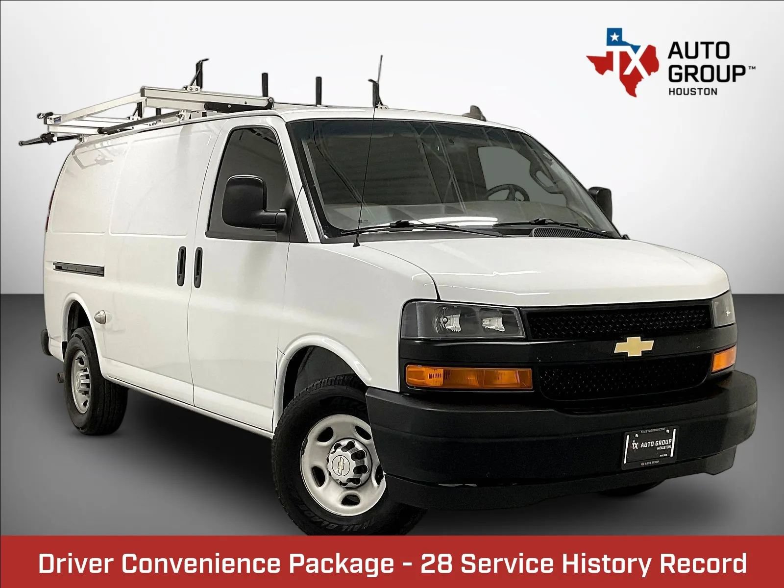 Used 2021 Chevrolet Express 2500 w/ Driver Convenience Package RWD image 3