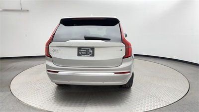 Certified 2025 Volvo XC90 B5 Core w/ Protection Package Premier image 3