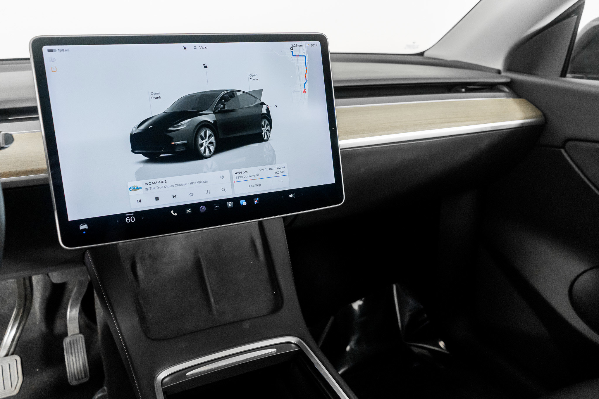 Used 2022 Tesla Model Y Long Range image 33