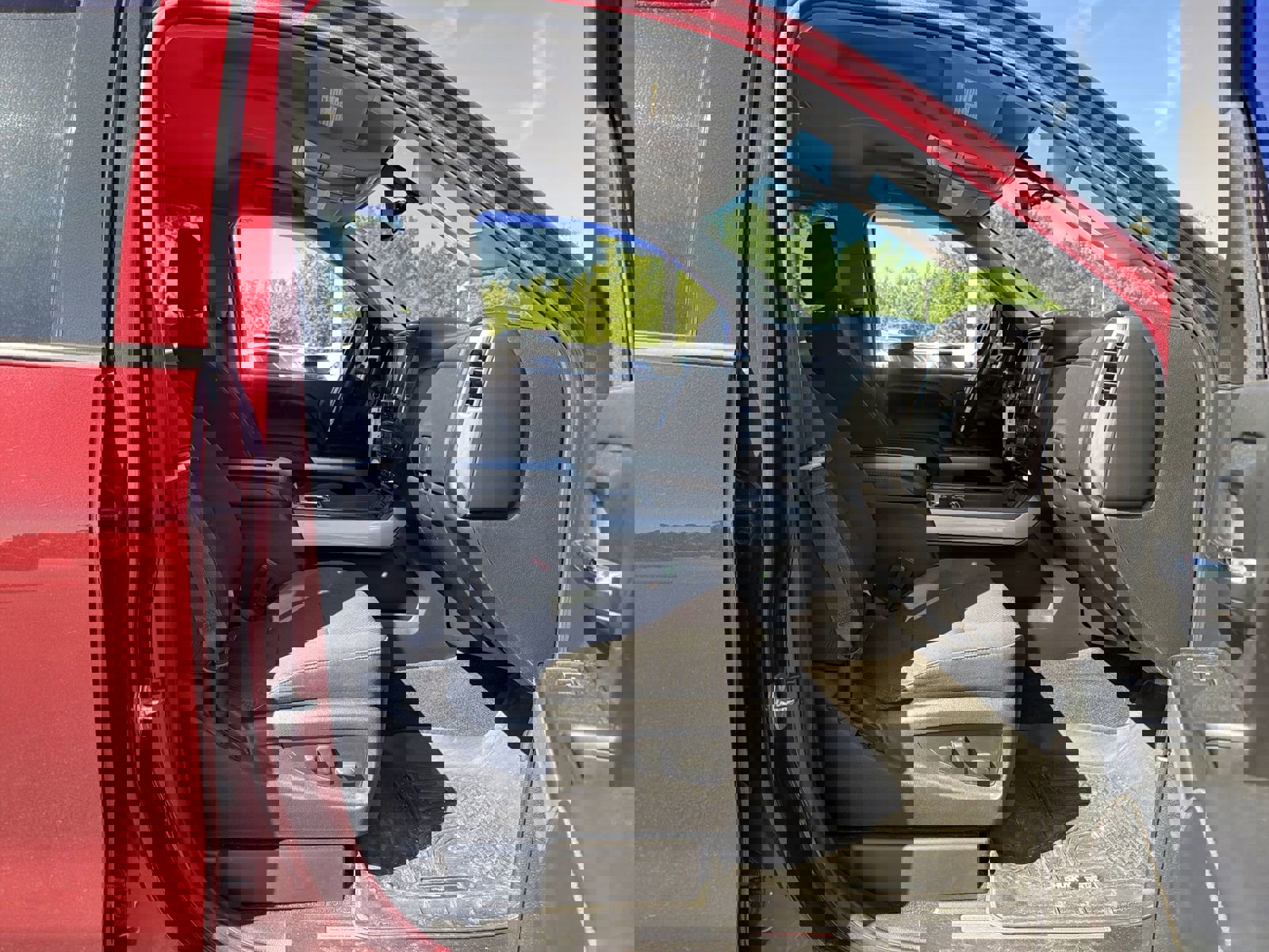 Used 2016 Chevrolet Silverado 1500 LT w/ All Star Edition image 32