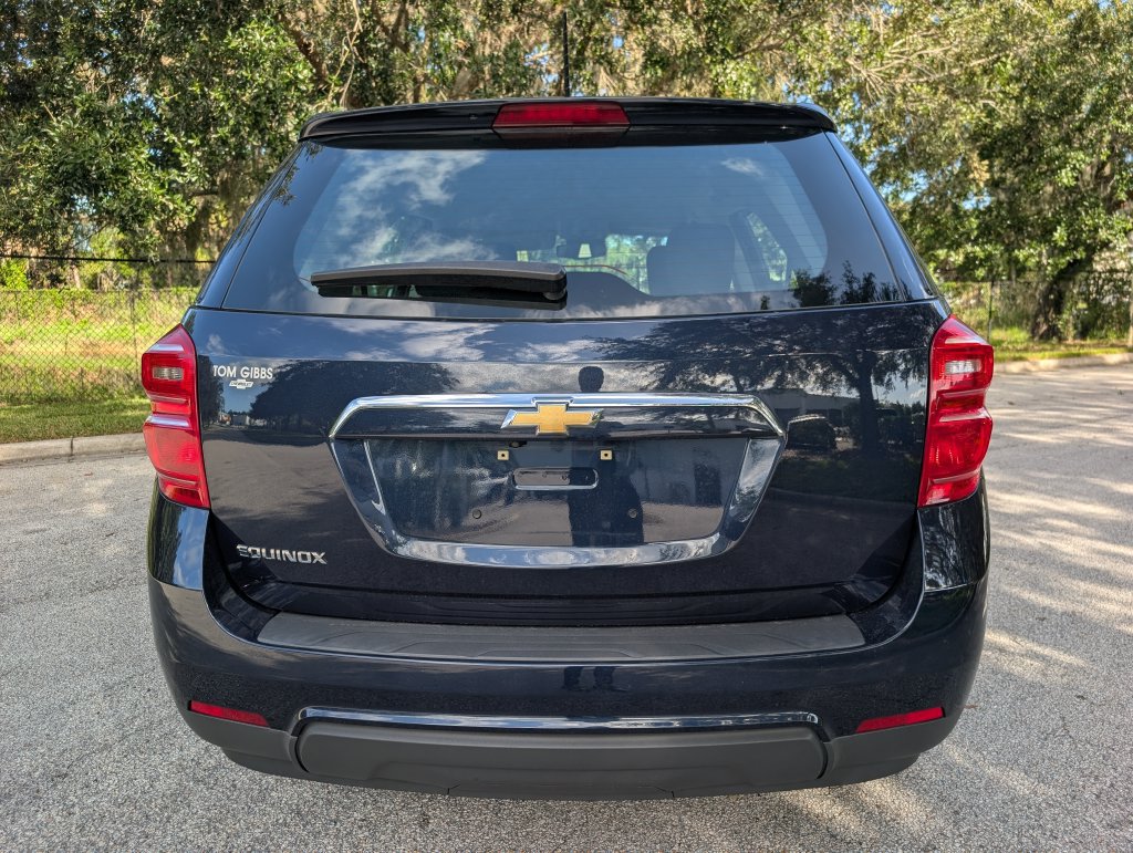 Used 2017 Chevrolet Equinox LS FWD image 7