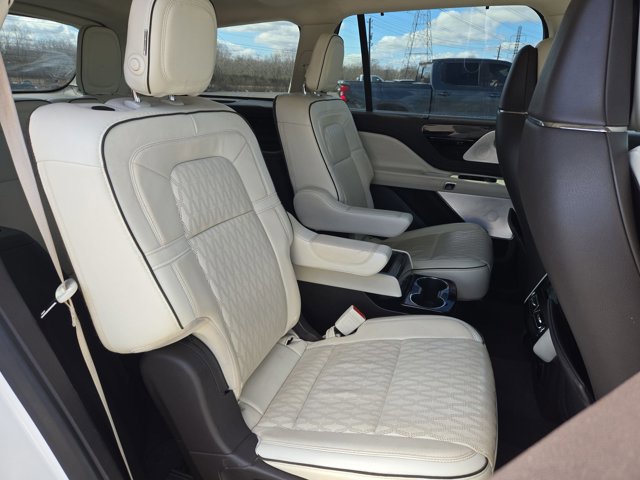 Used 2020 Lincoln Aviator Black Label Grand Touring w/ Class IV Trailer Tow Package image 20