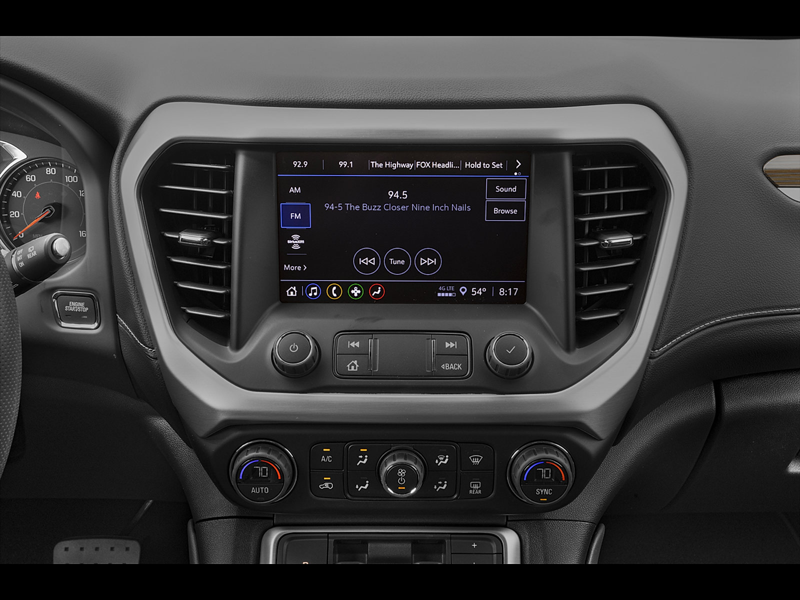 Used 2023 GMC Acadia SLE w/ Driver Convenience Package image 25