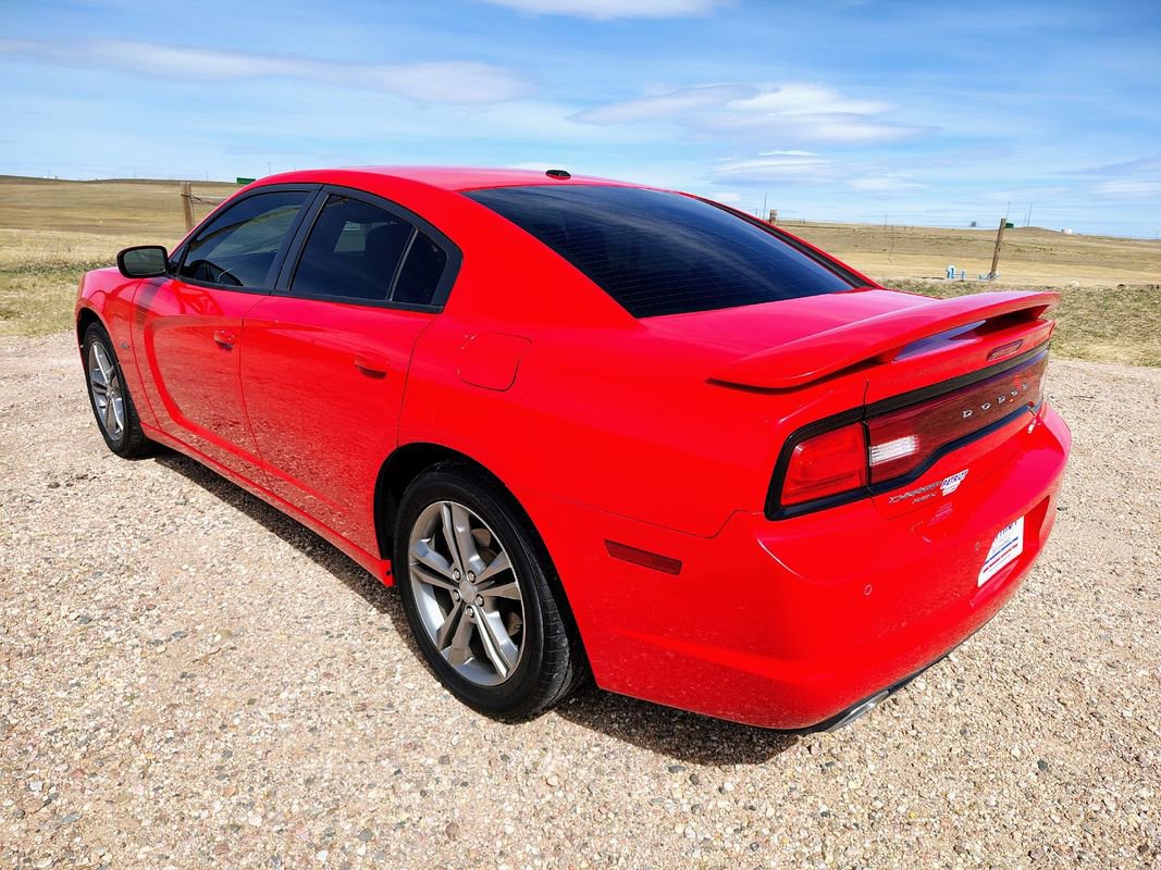 Used 2014 Dodge Charger R/T image 3