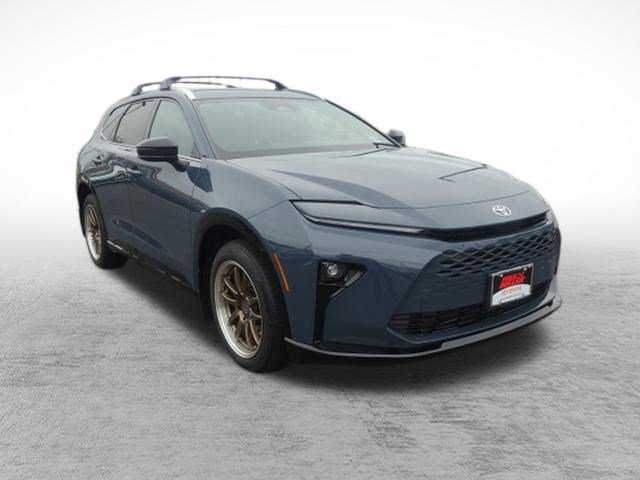 Certified 2025 Toyota Crown Signia AWD/4WD image 3