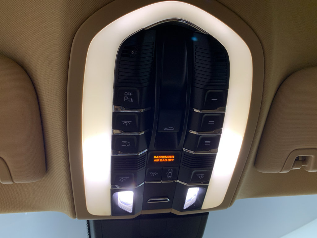 Used 2011 Porsche Panamera 4 AWD/4WD image 25