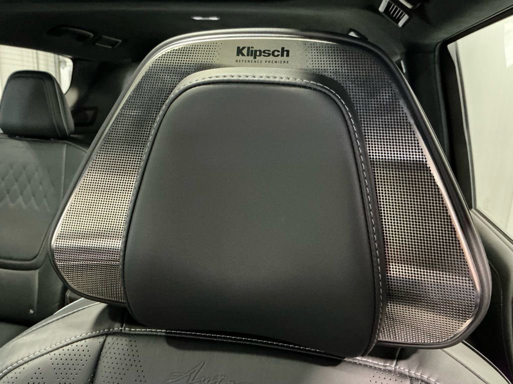 Used 2025 INFINITI QX80 Autograph image 11