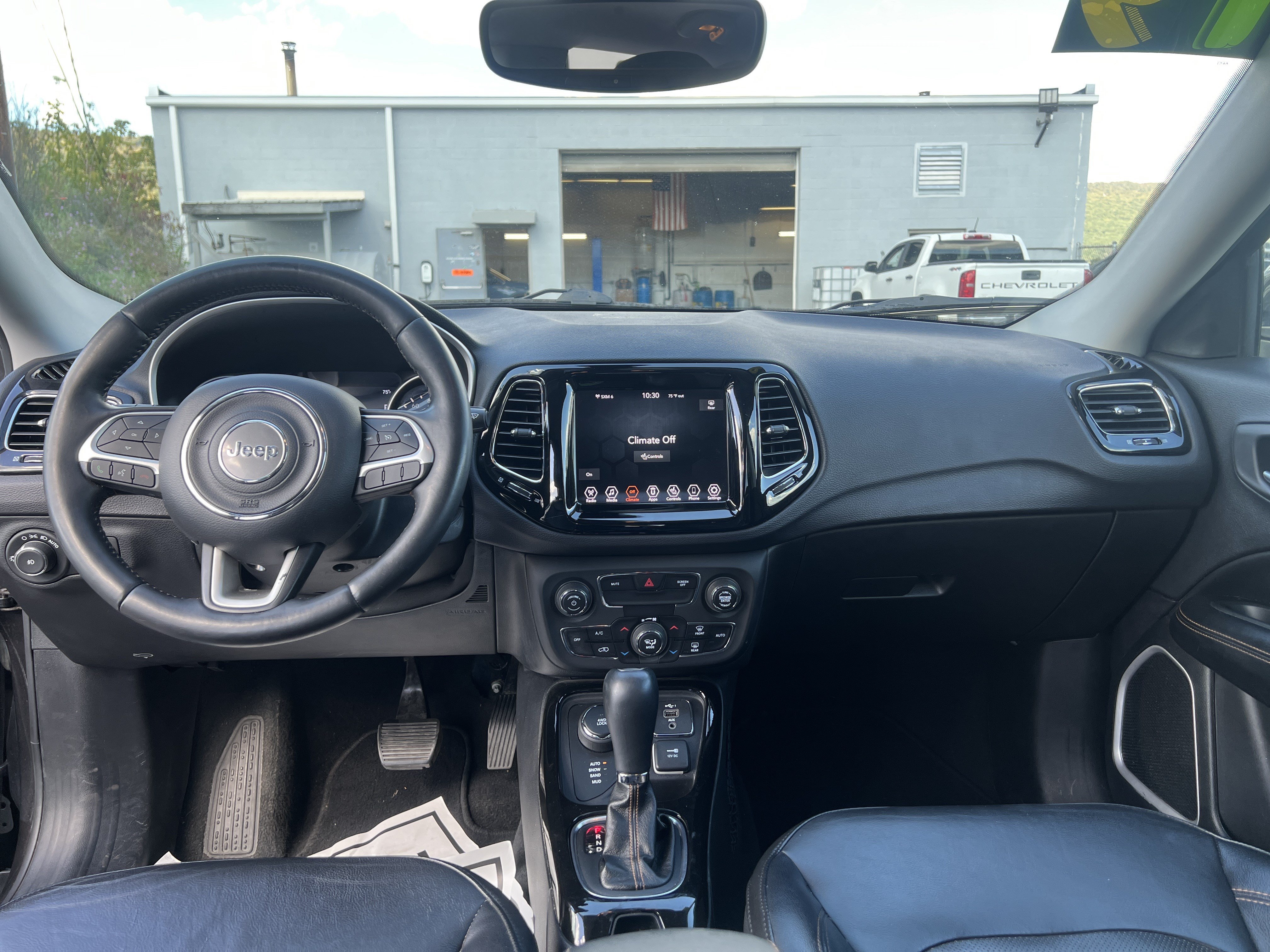 Used 2019 Jeep Compass Limited AWD/4WD image 14