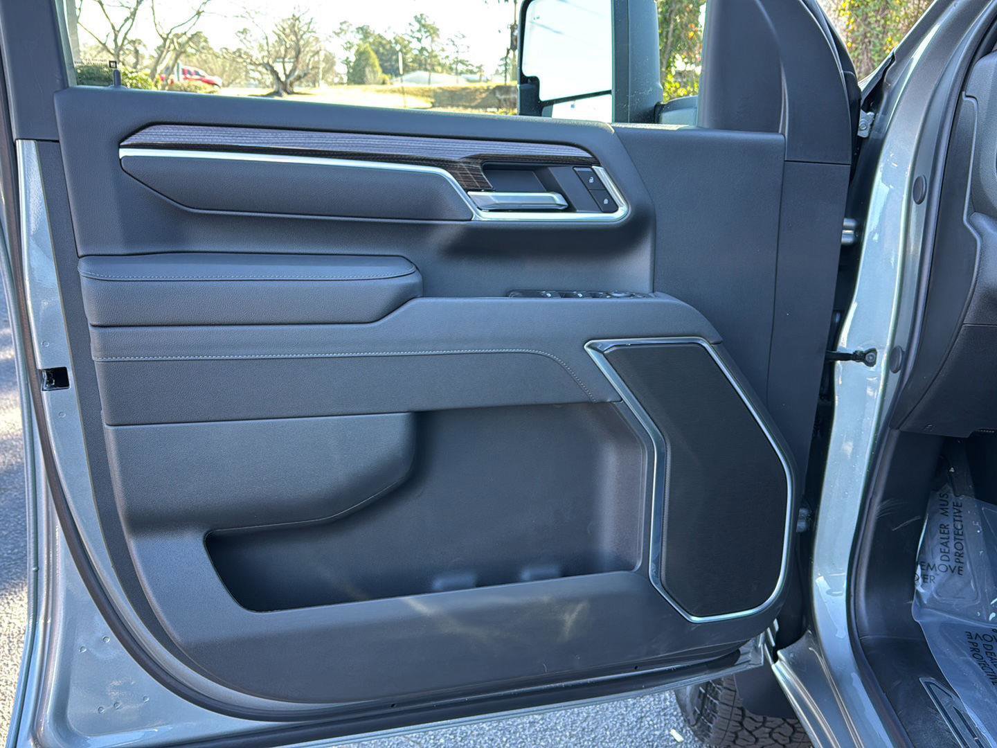 New 2026 Chevrolet Silverado 2500 LT image 14