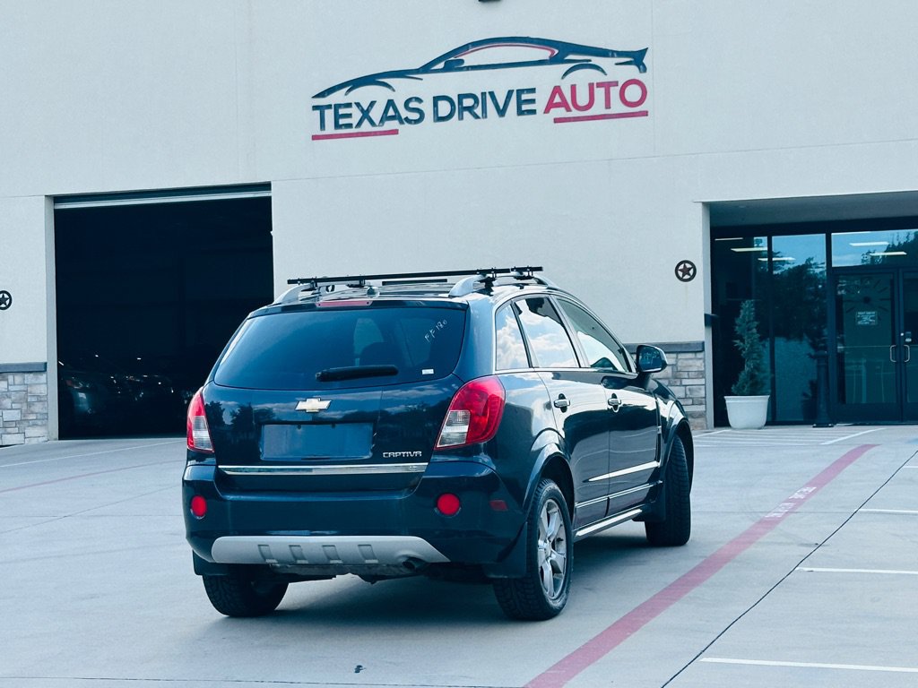 Used 2015 Chevrolet Captiva Sport LT w/ Convenience Package FWD image 11