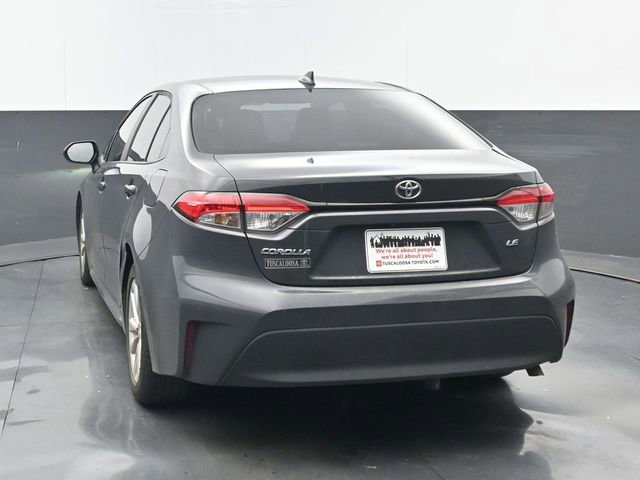 Used 2024 Toyota Corolla LE w/ LE Convenience Package FWD image 4