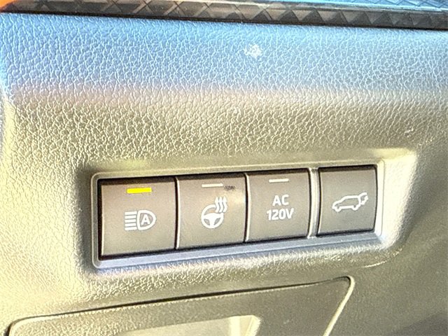 Used 2025 Toyota Grand Highlander AWD Hybrid image 25