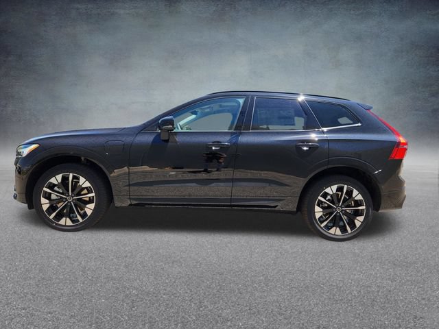 New 2026 Volvo XC60 T8 Plus w/ Climate Package AWD/4WD image 4