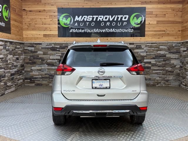 Used 2017 Nissan Rogue S w/ S Appearance Package AWD/4WD image 11