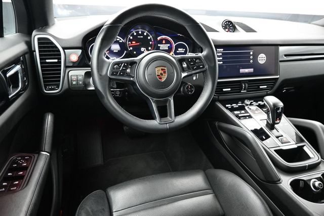 Used 2023 Porsche Cayenne Coupe w/ Premium Package AWD/4WD image 14