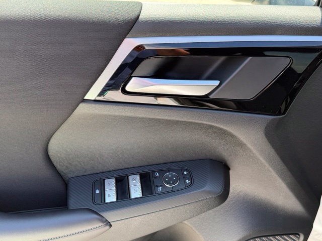 New 2026 Mitsubishi Outlander ES FWD image 21