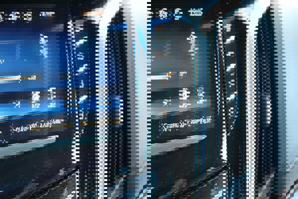 Used 2015 Cadillac Escalade ESV Premium image 56