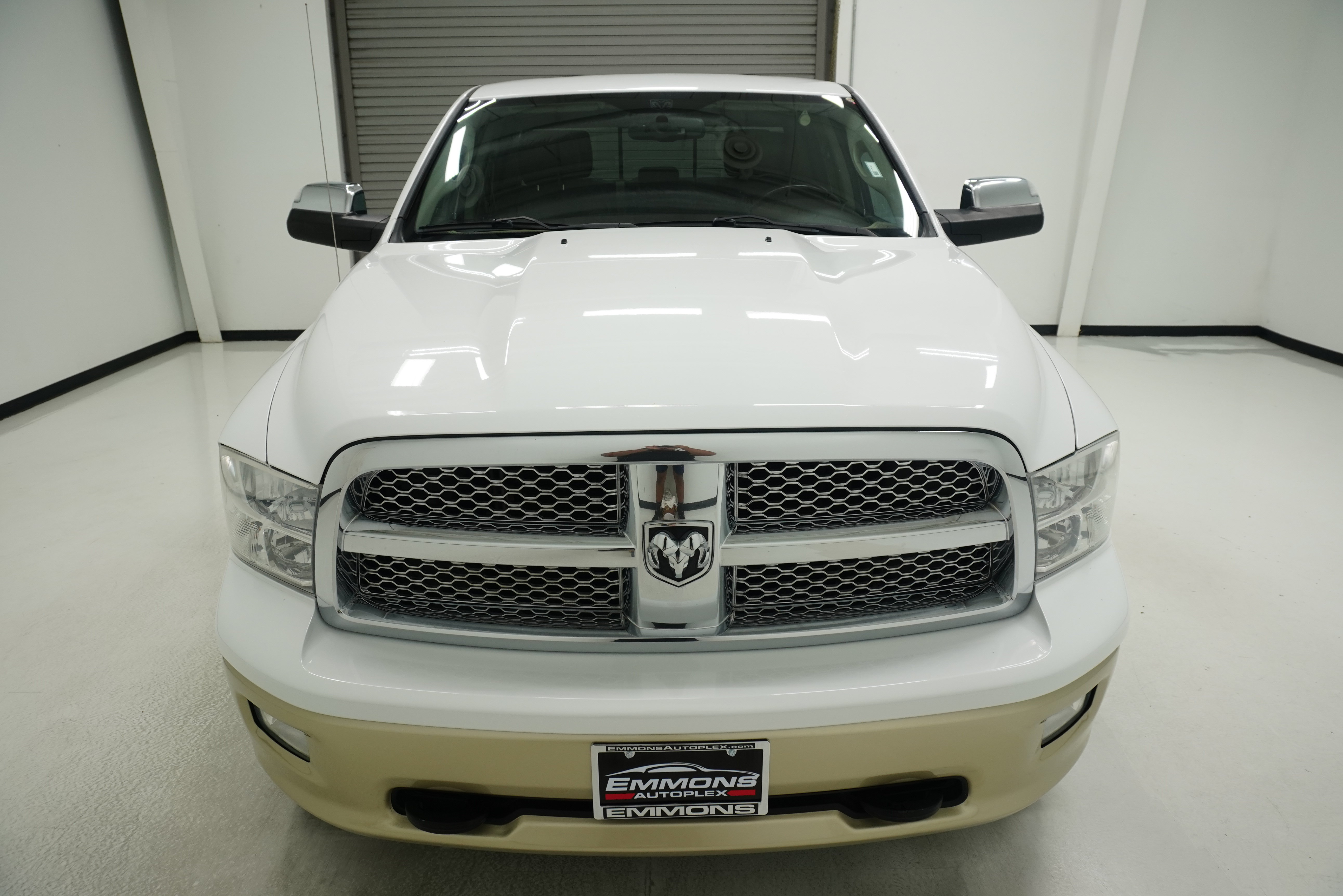 Used 2012 RAM 1500 Laramie Longhorn AWD/4WD image 2