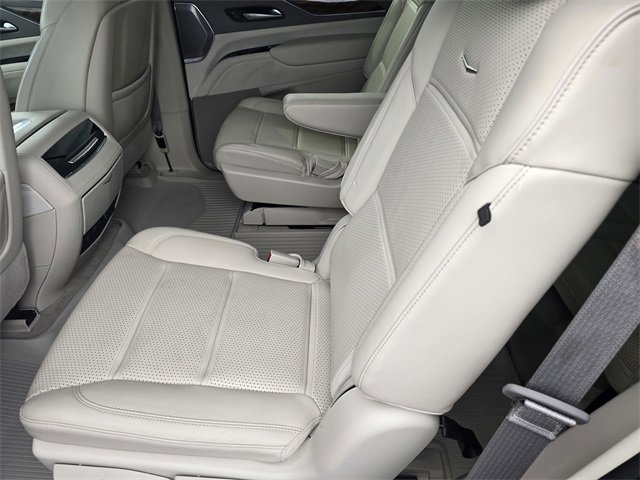 Used 2023 Cadillac Escalade Sport Platinum image 12