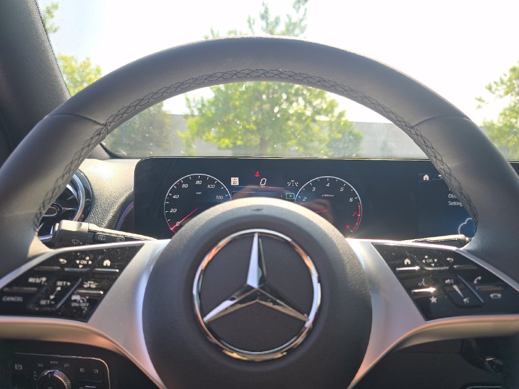 New 2026 Mercedes-Benz GLB 250 4MATIC image 28