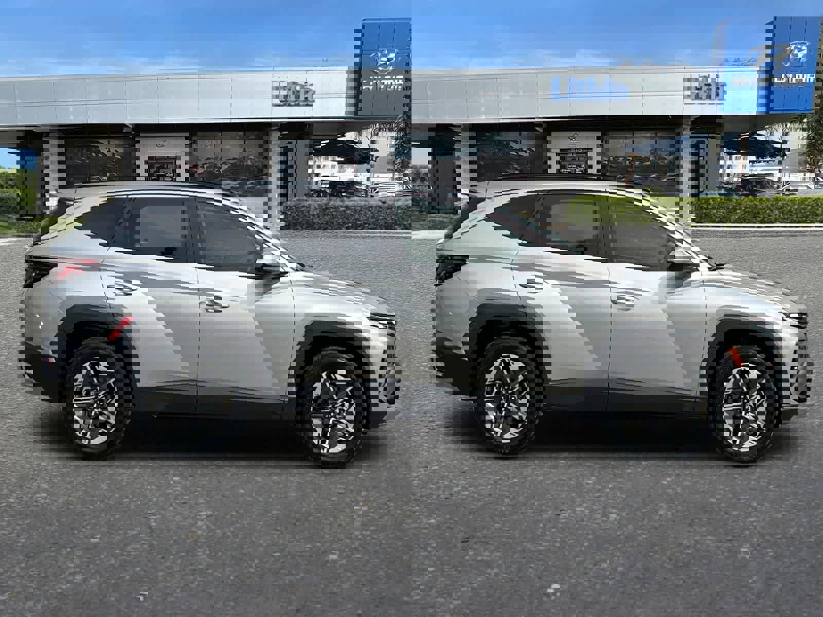 Certified 2025 Hyundai Tucson SEL image 9