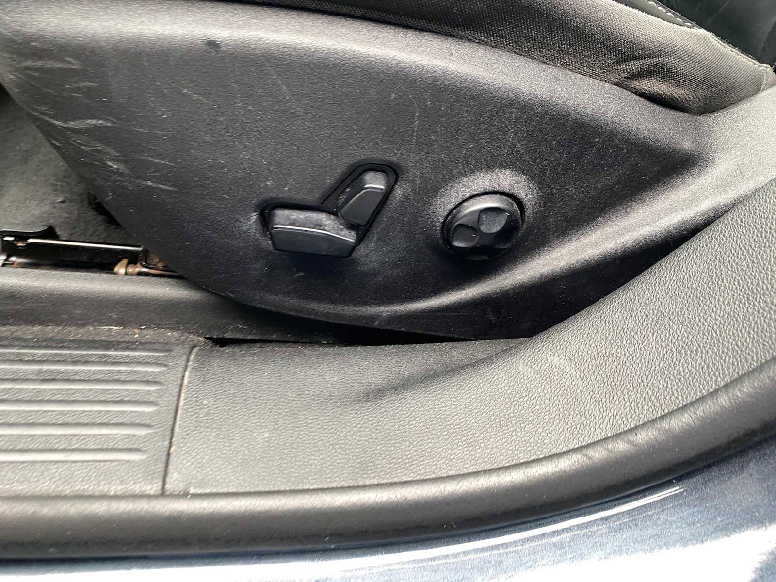 Used 2014 Dodge Dart Limited w/ Technology Group image 16