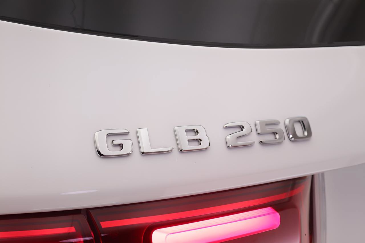 Certified 2026 Mercedes-Benz GLB 250 image 19