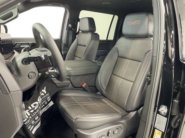 New 2026 Chevrolet Suburban High Country image 11