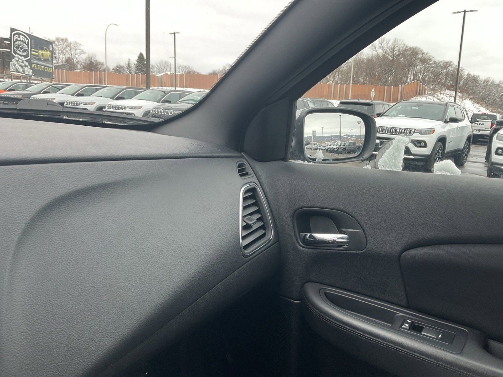 Used 2013 Chrysler 200 Touring image 28