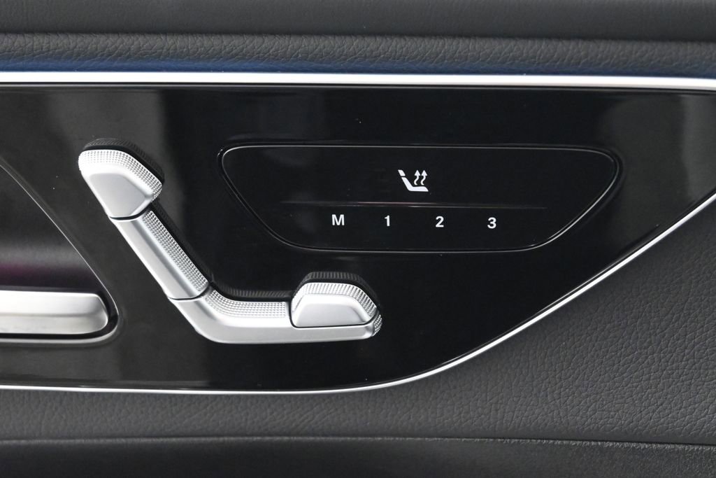 Certified 2025 Mercedes-Benz GLC 300 4MATIC image 25