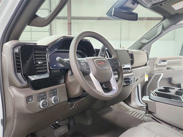 New 2026 GMC Sierra 2500 SLE w/ Preferred Package image 18