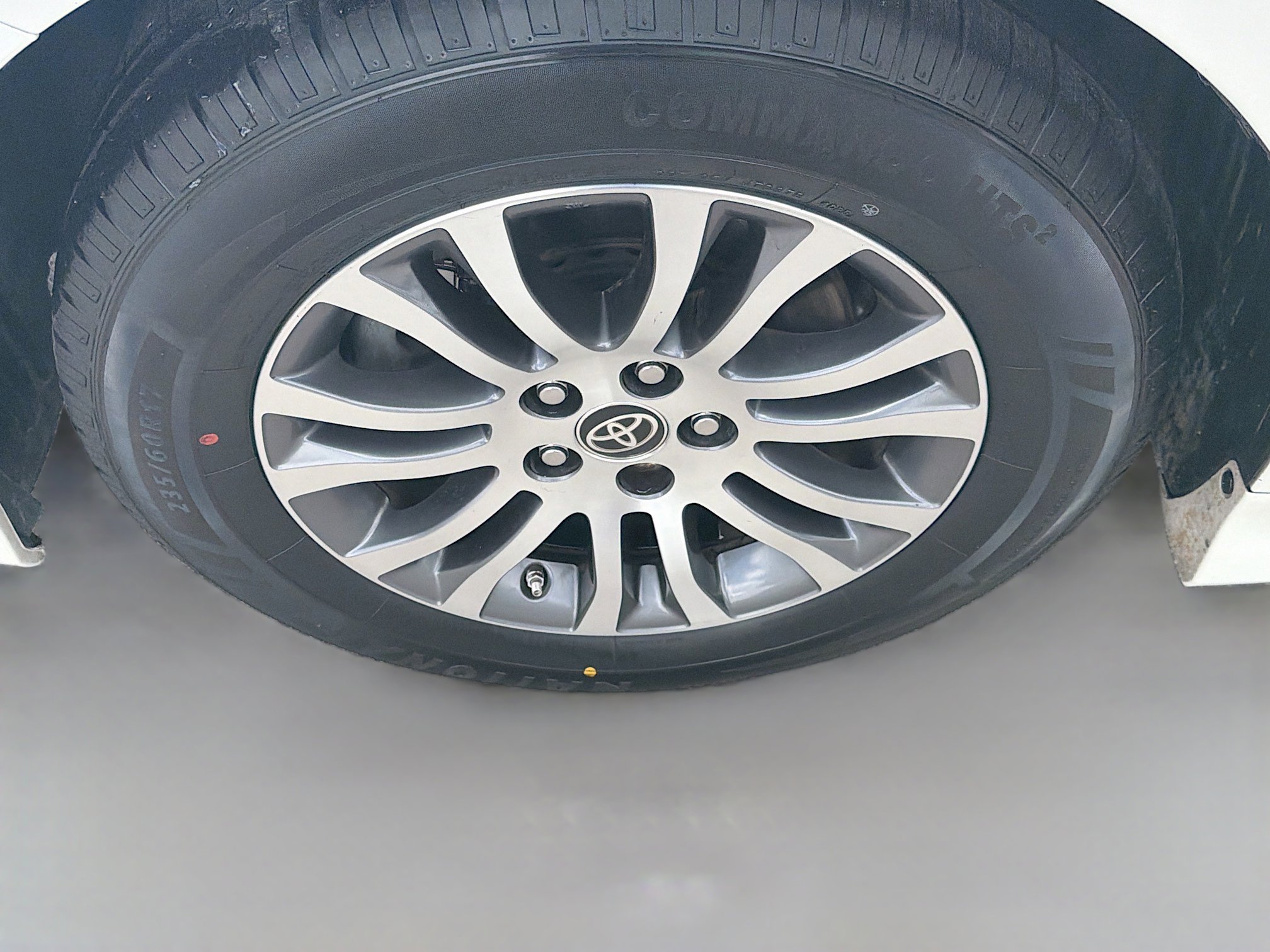 Used 2020 Toyota Sienna XLE image 35