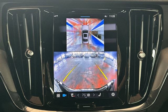 Used 2024 Volvo S60 B5 Plus w/ Climate Package image 22