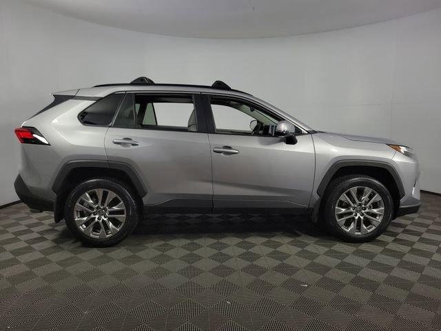 Used 2024 Toyota RAV4 XLE Premium image 10