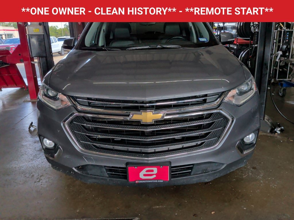 Used 2019 Chevrolet Traverse LT FWD image 2