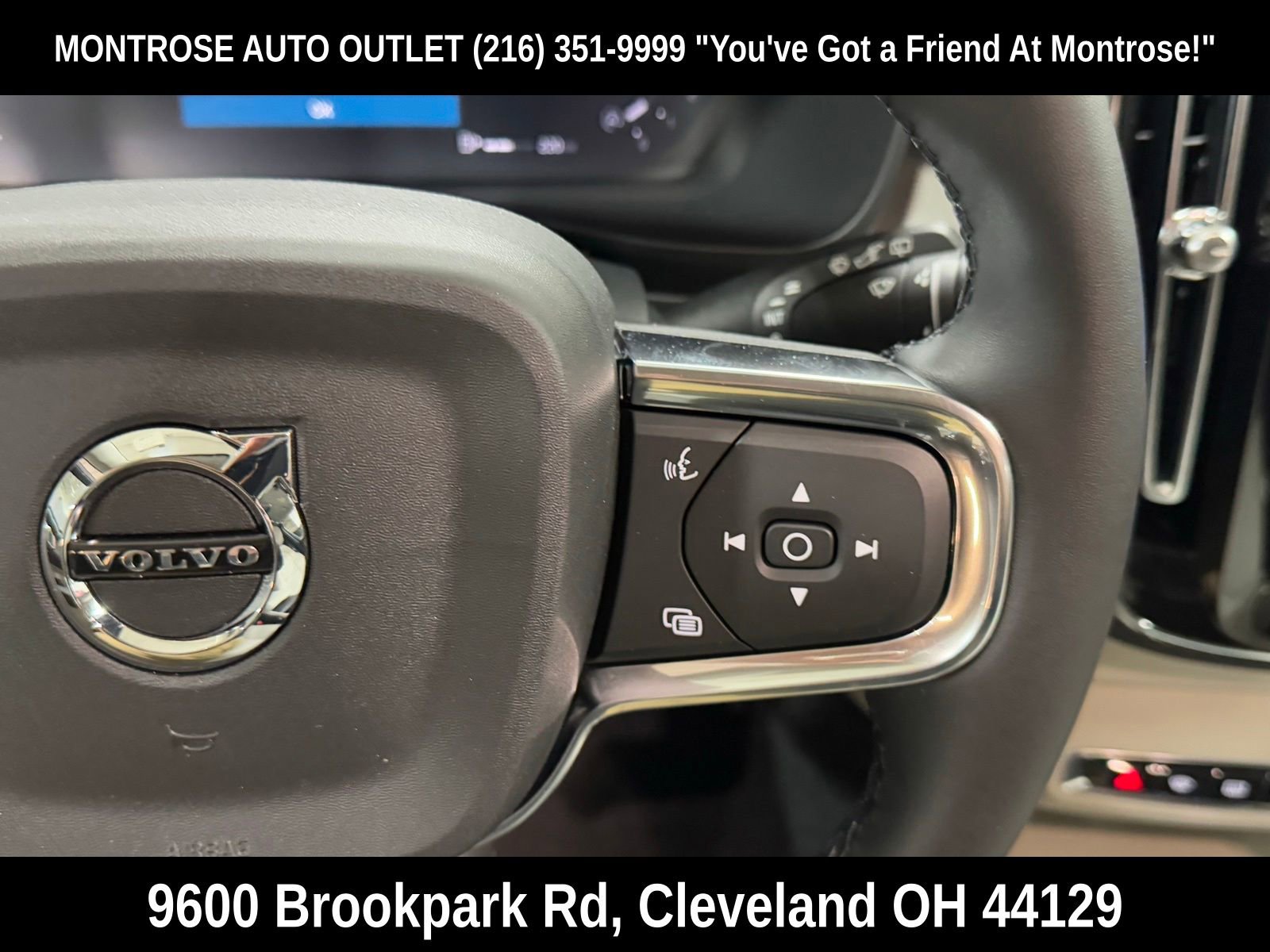 New 2026 Volvo XC40 B5 Plus w/ Protection Package Premier image 18