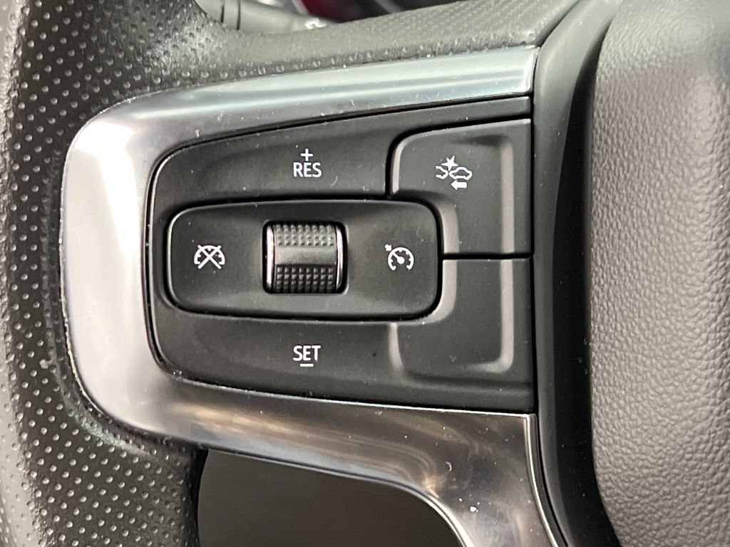 Used 2025 Chevrolet Blazer LT FWD image 48