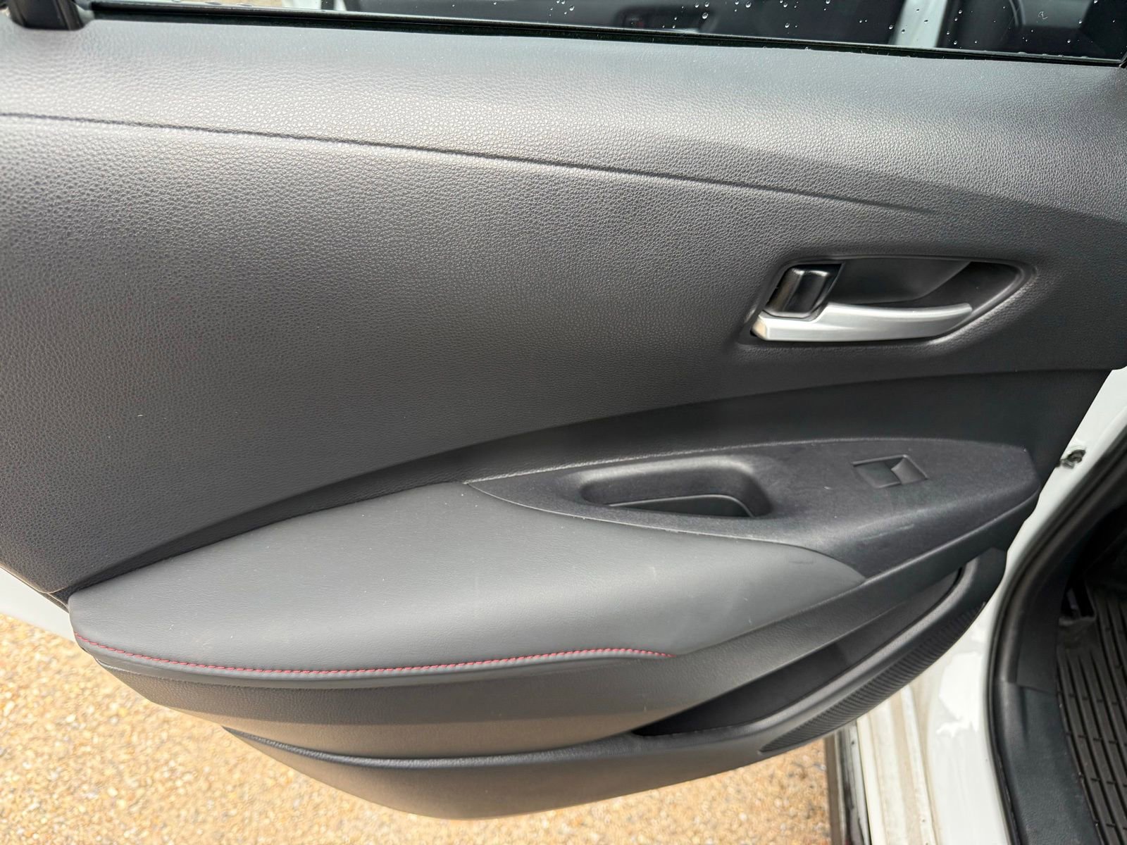 Used 2024 Toyota Corolla SE FWD image 15