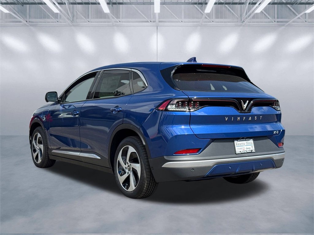 New 2025 VinFast VF 8 Eco image 4