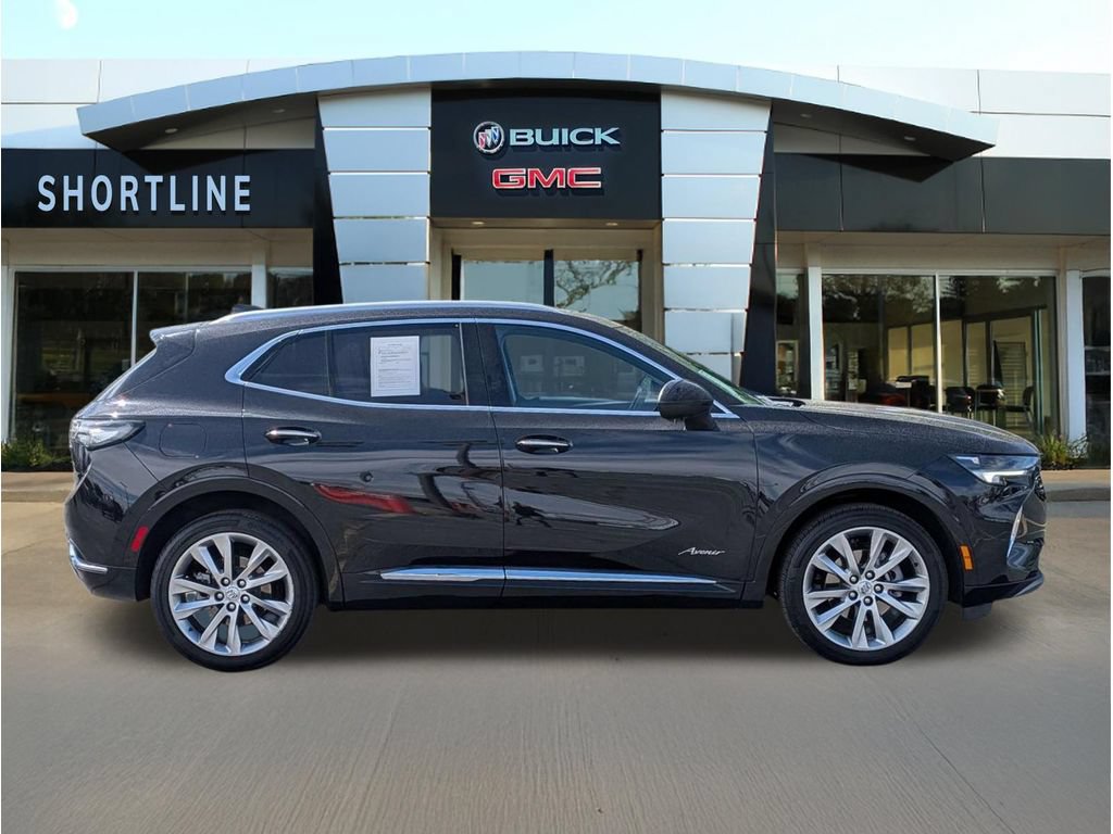 Used 2023 Buick Envision Avenir AWD/4WD image 2