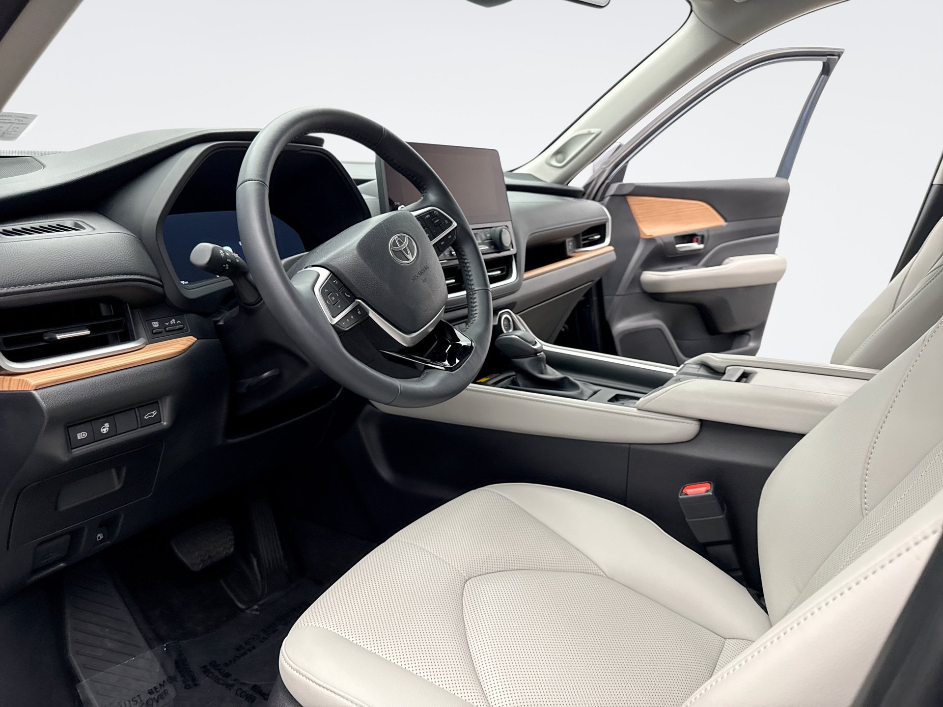 Used 2026 Toyota Grand Highlander AWD image 12