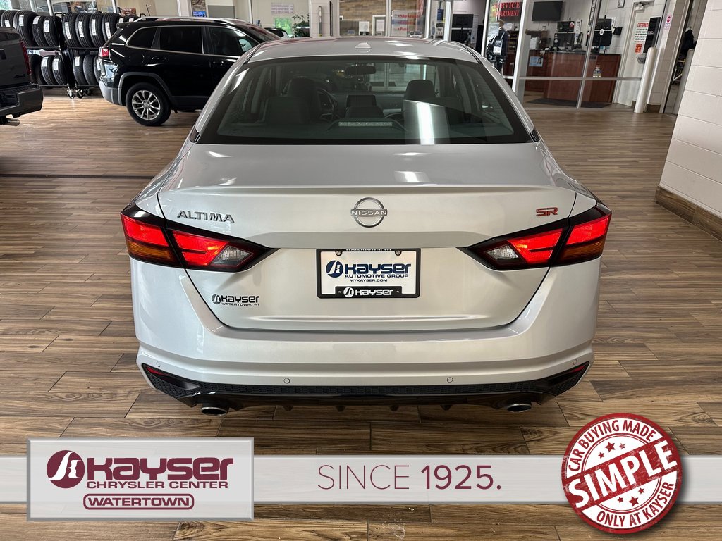 Used 2023 Nissan Altima 2.5 SR image 4