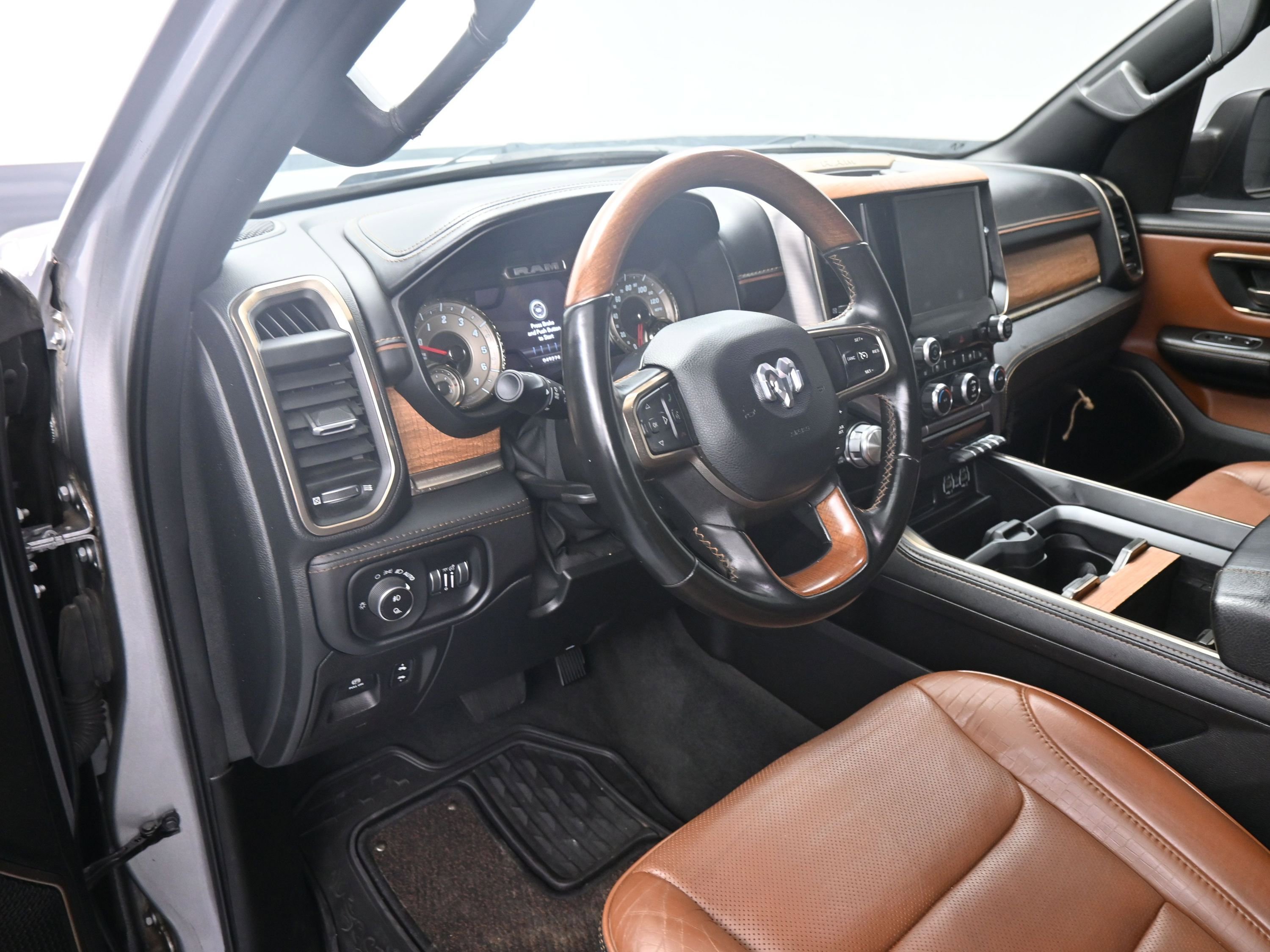 Used 2022 RAM 1500 Limited w/ Body Color Bumper Group image 12