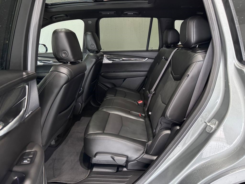 Certified 2024 Cadillac XT6 Sport AWD/4WD image 9