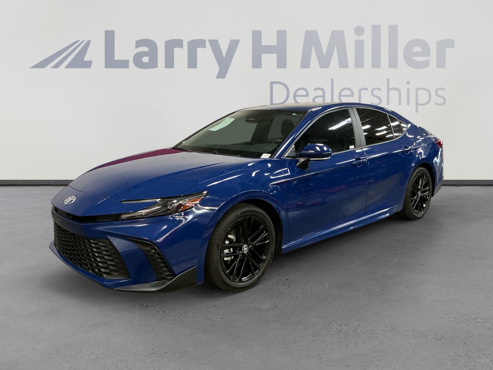 Certified 2025 Toyota Camry SE w/ Multimedia Upgrade Package FWD image 1