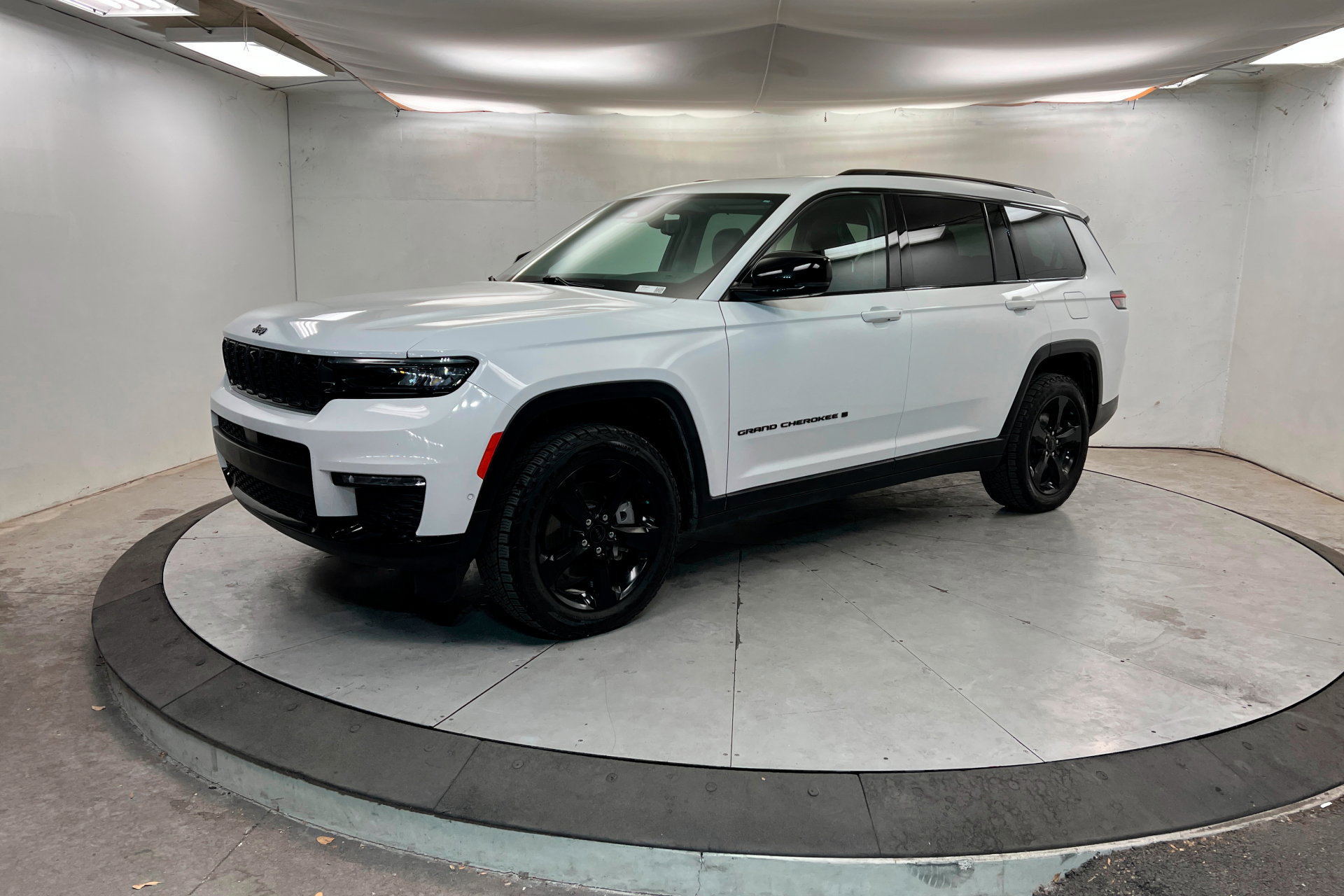 Certified 2022 Jeep Grand Cherokee L Limited w/ Luxury Tech Group II